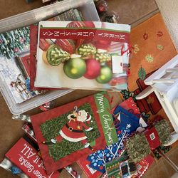 Christmas Gift Bags And Wraps New