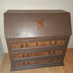 Antique Desk (3 Drawer And Foldable Top)