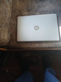 HP Laptop 15-dy1043dx