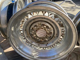 15 inch Mopar wheels   15x7  5 wheels