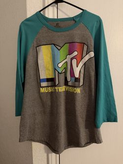 MTV Women’s Shirt Size Large