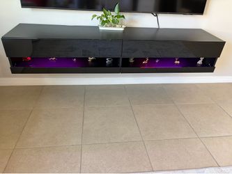 Mounting TV table