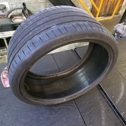 Michelin tire 285/30/R22