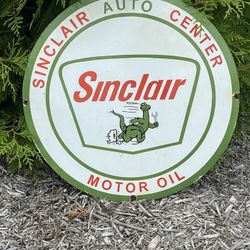 Beautiful 30” Sinclair Porcelain Sign 
