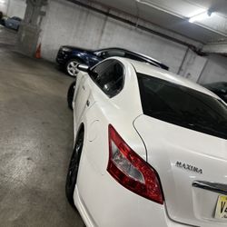 2009 Nissan Maxima