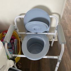 Portable Commode Chair