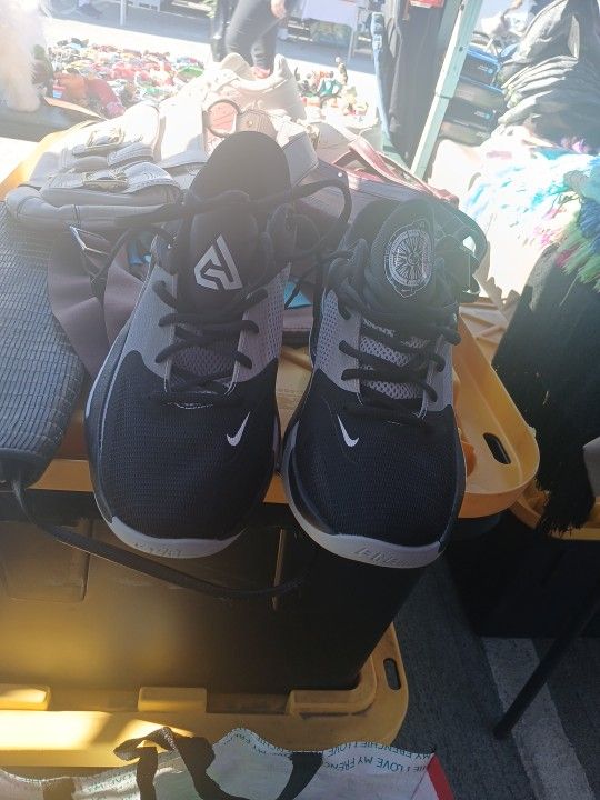 Shoes Nikes