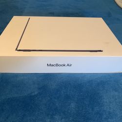 Brand New 13-inch MacBook Air with Apple M3 Chip 