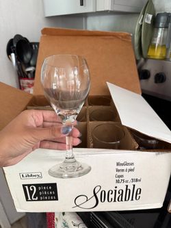 Set of 12 wine glasses