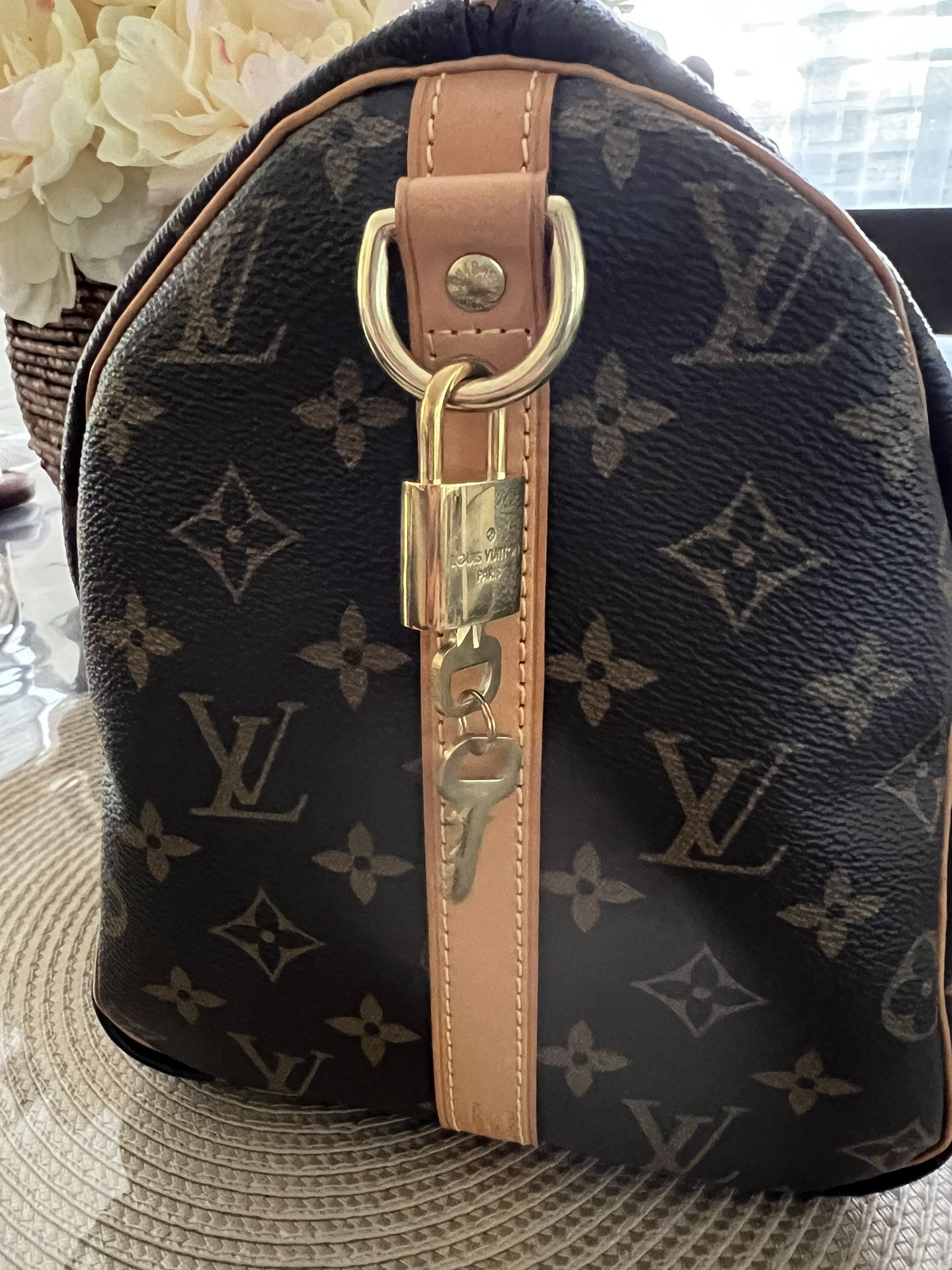 Authentic Louis Vuitton Speedy 30 Bandouliere