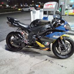 2008 Yamaha YZF-R1 Raven Edition 