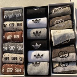 Design Socks Eache $15 Whol Box’s 75