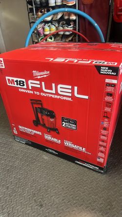 Milwaukee m18 fuel 12 gallons wet dry vacuum new