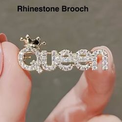 New QUEEN Rhinestone Brooch With Crown.  So Pretty