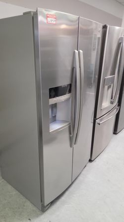 Maytag Side-by-Side Stainless Steel Refrigerator Fridge
