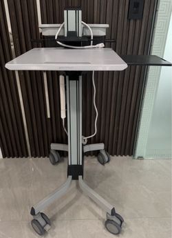 Adjustable Height Rolling Medical Laptop Cart with Storage