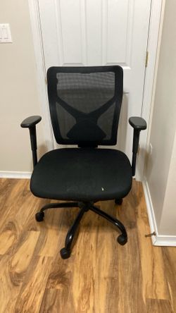 Extra Wide Desk Chair