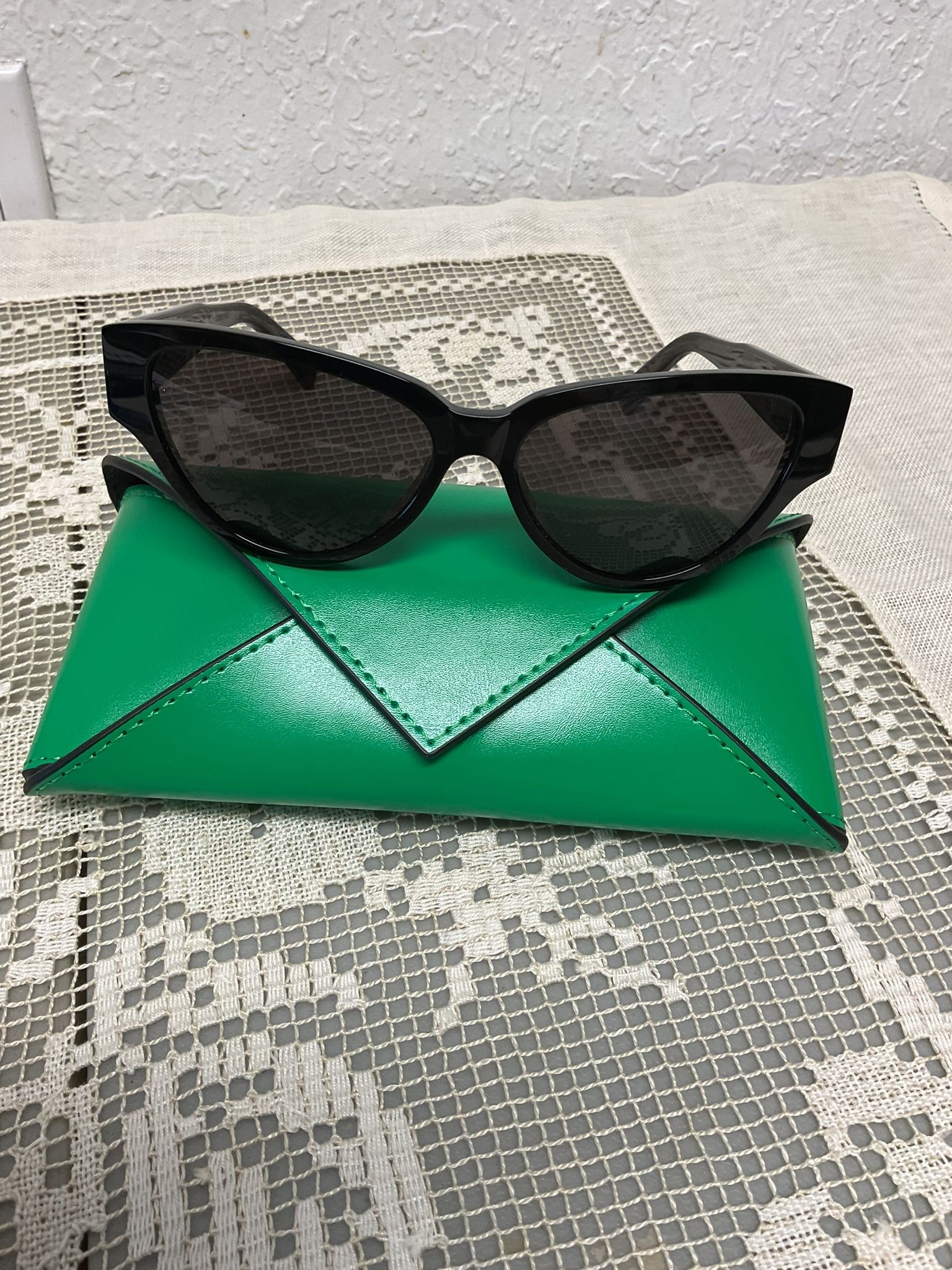 New Bottega Veneta Designer Sunglasses