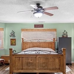 huge moving sale! 11 items 