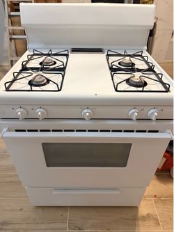Range and vented microwave fully working 300 obo