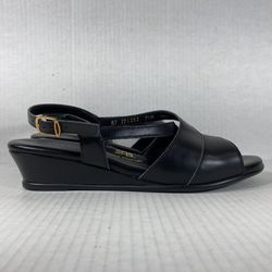 SAS Caress Size 9.5 Womens Sandals Black Gold Leather Tripad Comfort Strap Wedge