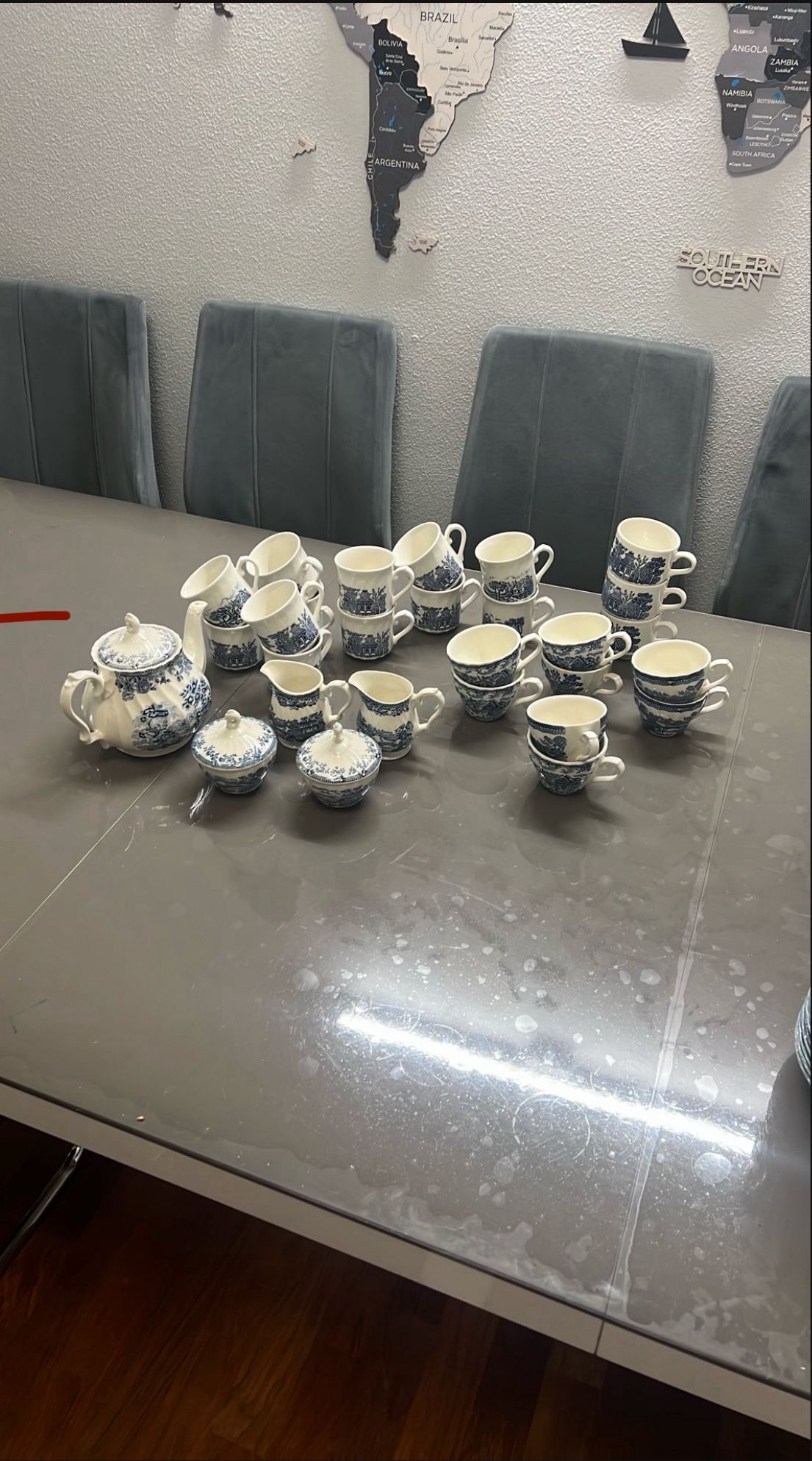 Churchill Teacup Set