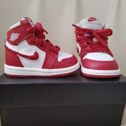 Toddler Jordans 1 Retro 