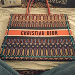 CHRISTIAN DIOR TOTE BOOK BAG