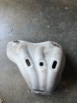 2007/2011 toyota camry exhaust manifold heat shield