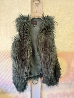 Faux fur vest
