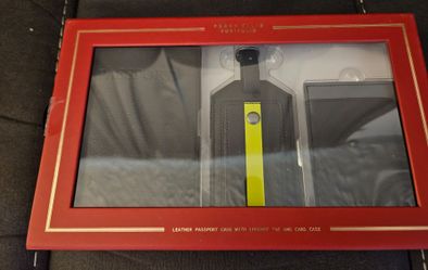 New Perry Ellis Portfolio 3- Piece Leather Travel Gift Set (Passport: Case, Luggage Tag, Card Case)
