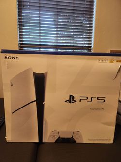 Brand New 1 TB Playstation 5 (PS5) with 2 games