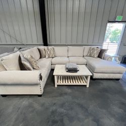 Beige Sectional w/ chaise