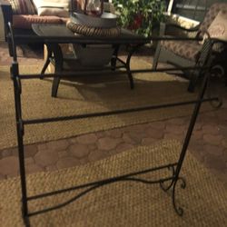 Black Metal Blanket/Towel Stand