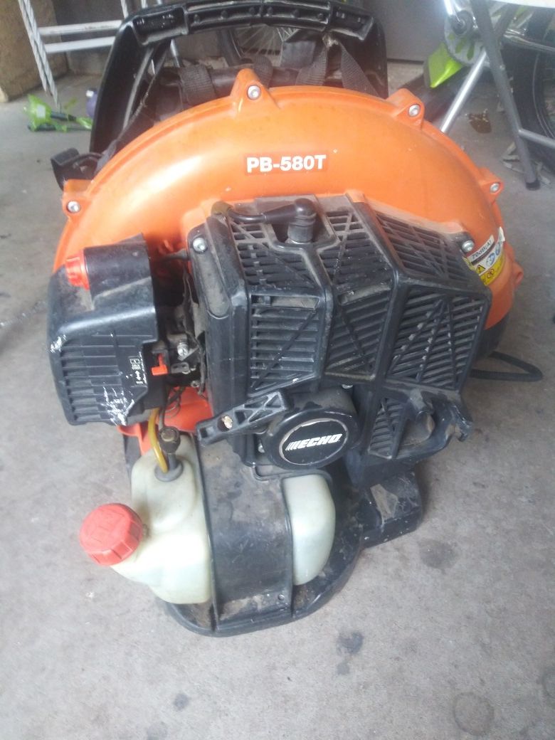 Echo PB-580T 58cc 215 MPH 510 CFM Gas Backpack Leaf Blower w/ Tube Throttle