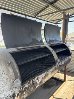 500 Gallon Offset Smoker