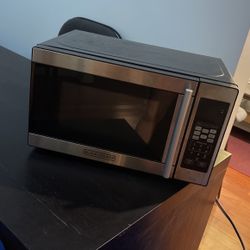 Black + Decker Microwave