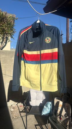 Nike Size Large 