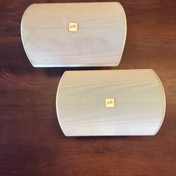 Polk Audio Outdoor Speakers, Originally 250$ for a set! 