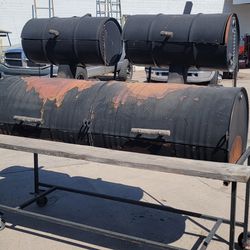 BIG BBQ Grill. 2 tier with 4 grills - Barbecue!!