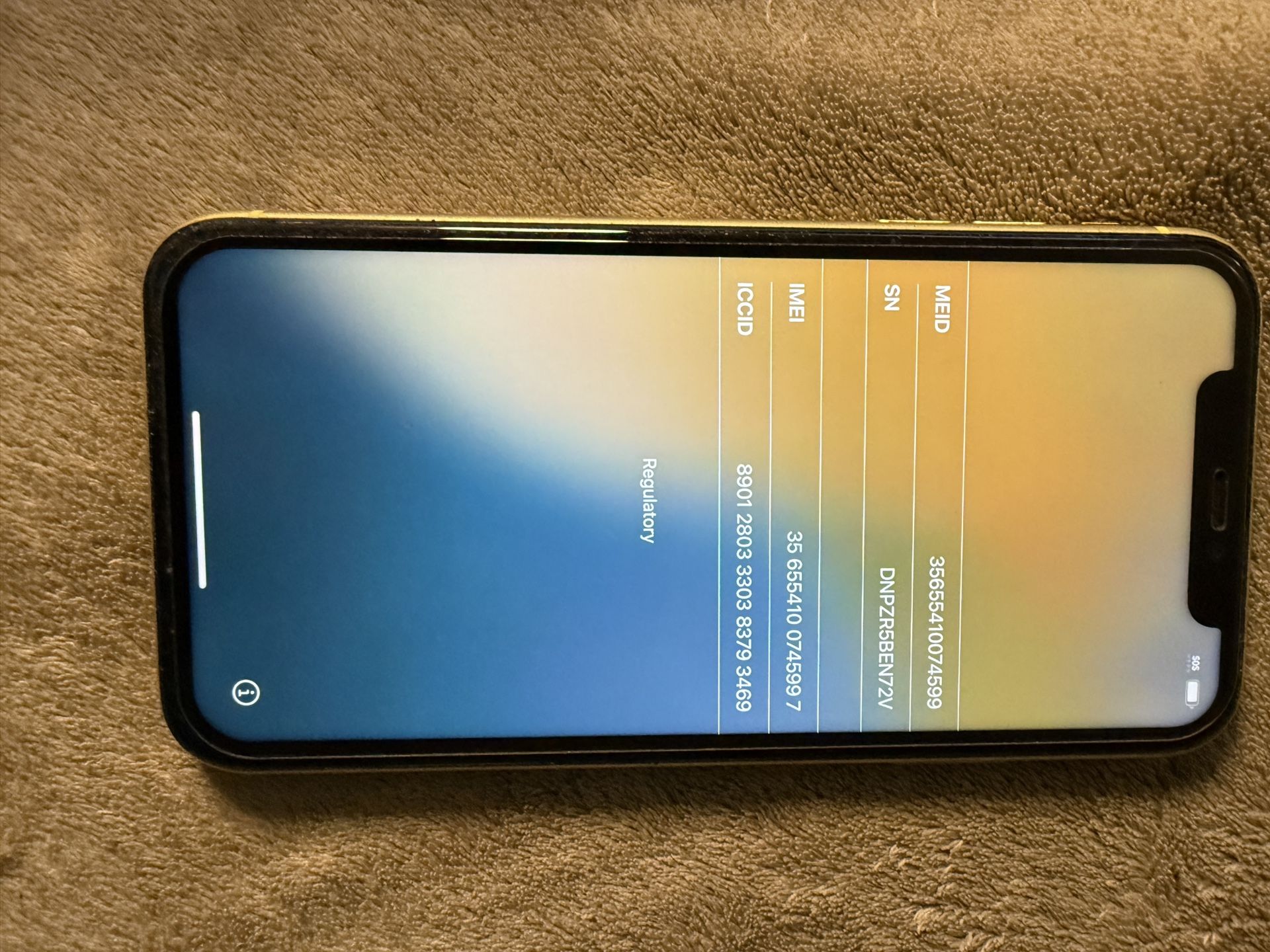 iPhone 11 128GB Gold Unlocked