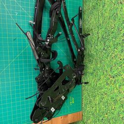 03-09 Mercedes W209 CLK350 Left convertible top folding mechanism OEM