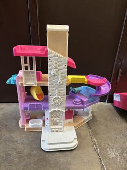 Fisher-Price Little People Barbie DreamHouse Playset (incomplete set)