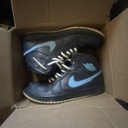 Jordan mid Nike High-Top Sneakers in Black and Blue