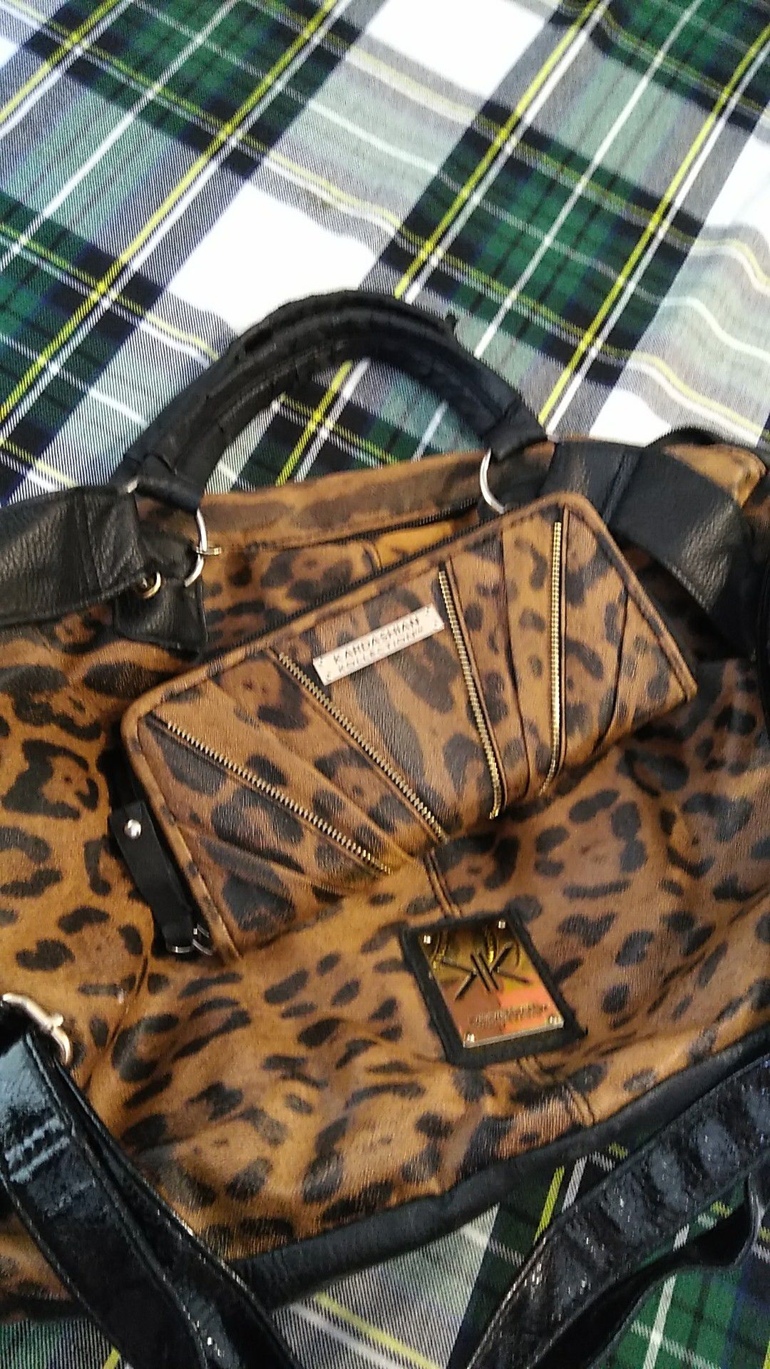 Kardashian purse and wallet