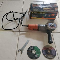 Black+Decker Angle Grinder 4 ½ in. 6 Amp