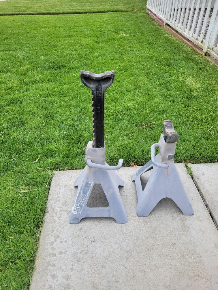 12 Ton Tall Jack Stands for Sale in Riverside, CA OfferUp