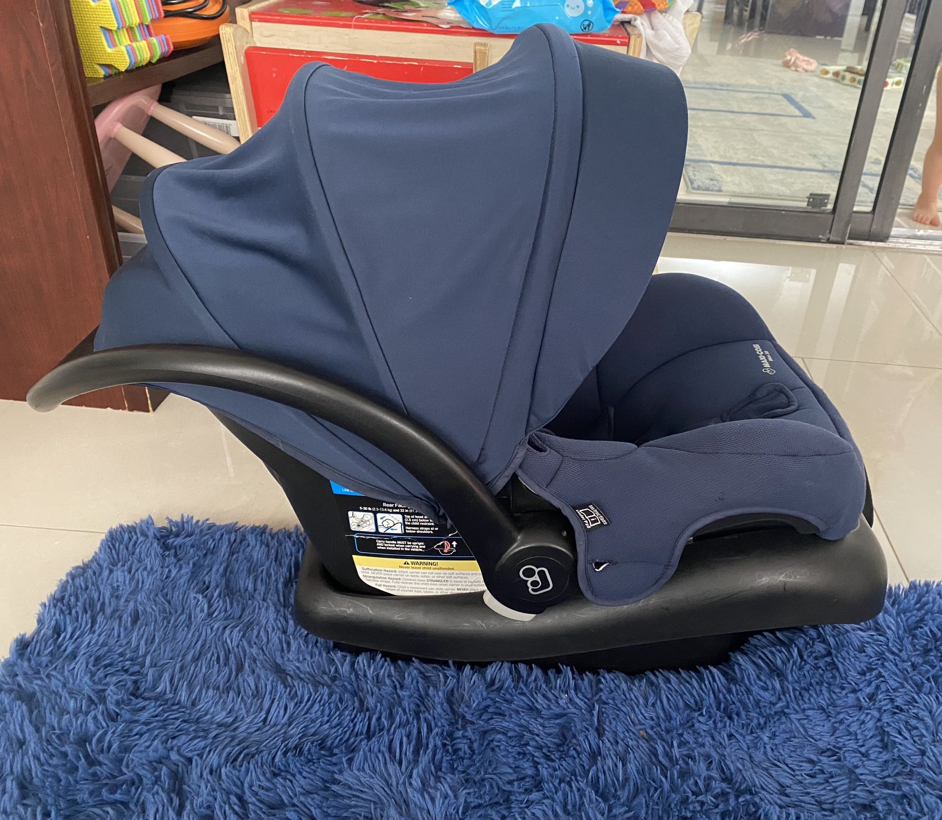 Maxi Cosi Infant Car Seat 