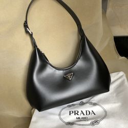 Women's prada bag handbag