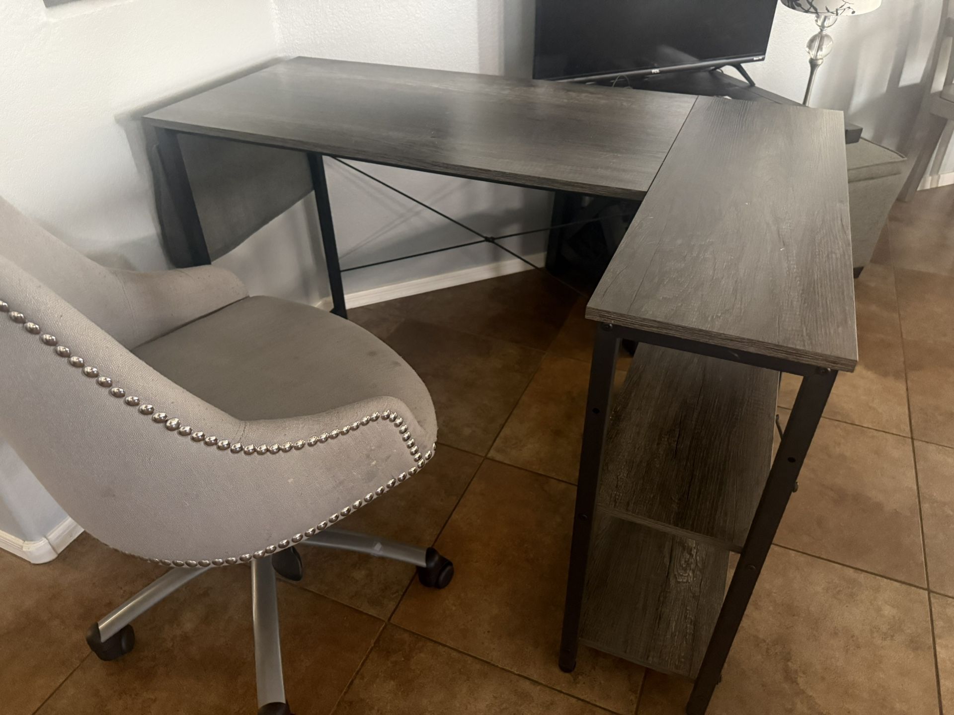 Desk- Gray, L Shape